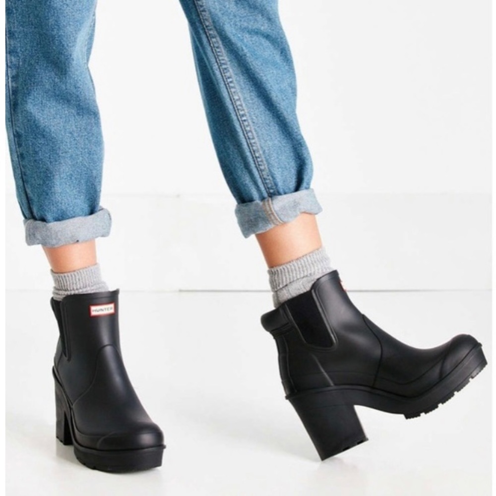 Hunter High Heeled Chelsea Rain Boots Black Size 5